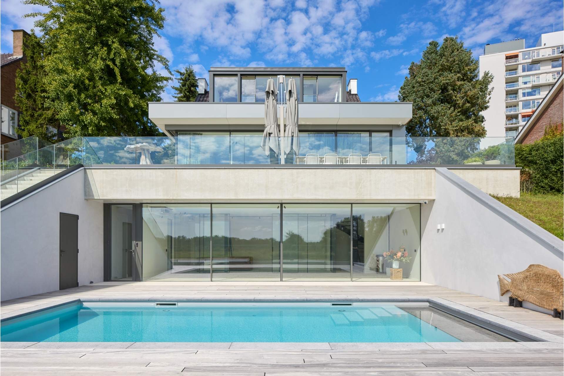Villa Rhenus uitgerust met Sky-Frame